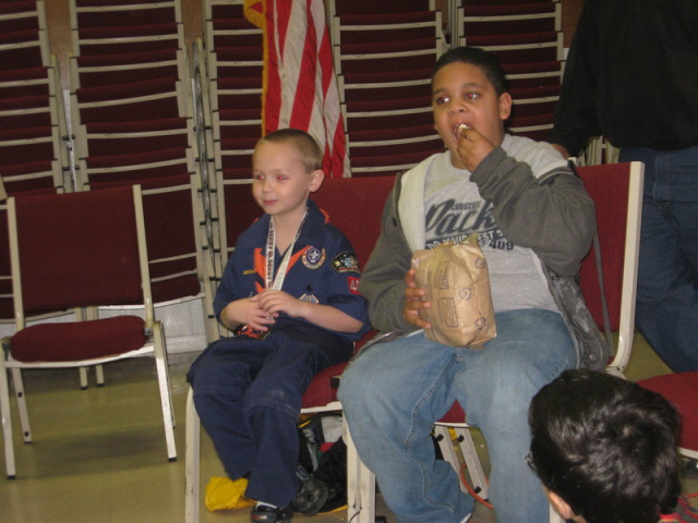 2010-Pack409-Blue-n-Gold - 237.jpg
